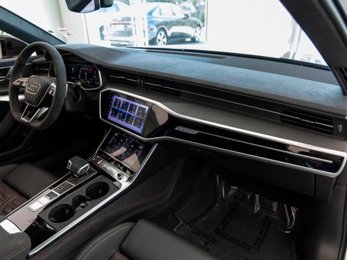 Used 2025 Audi RS 6 performance image 95