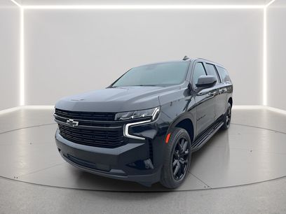 Used 2023 Chevrolet Suburban RST w/ Sport Performance Package