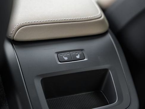 New 2026 Volvo XC60 B5 Plus w/ Protection Package Premier image 36