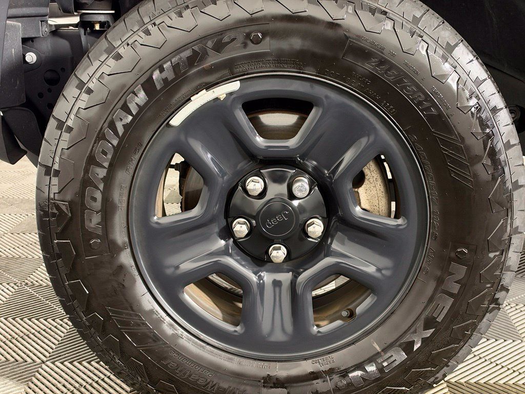 Used 2024 Jeep Wrangler Sport AWD/4WD image 35