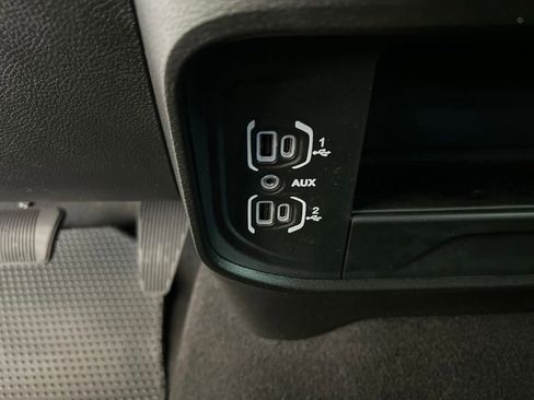 Used 2026 RAM 2500 Laramie AWD/4WD image 49