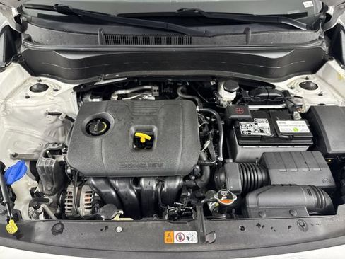 Used 2021 Kia Seltos S FWD image 30