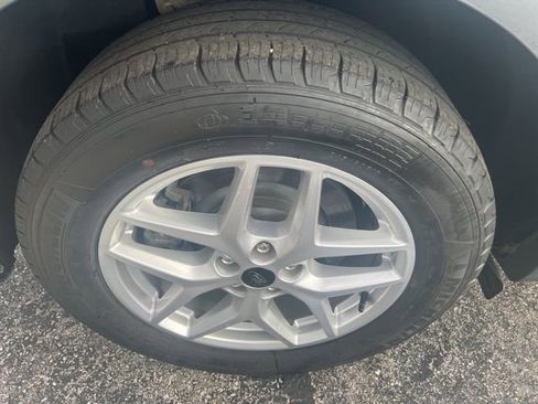 Used 2024 Ford Edge SE AWD/4WD image 20