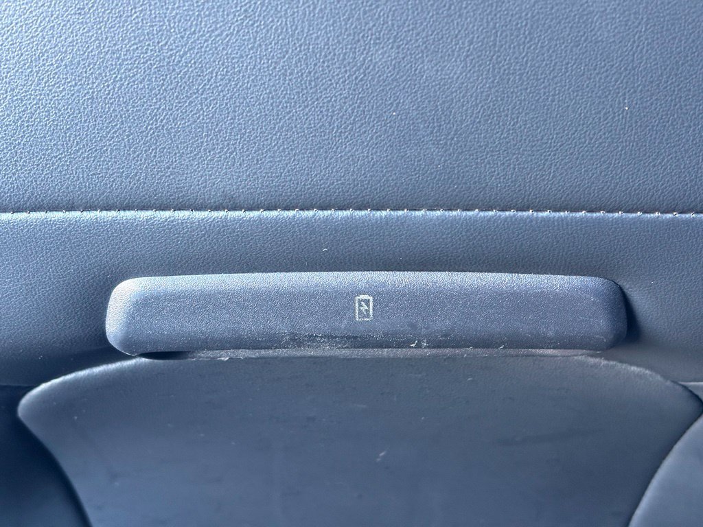 Used 2025 Ford Expedition Platinum AWD/4WD image 23
