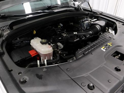Used 2024 Jeep Grand Cherokee Altitude AWD/4WD image 16
