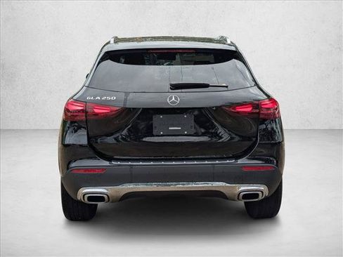 Used 2026 Mercedes-Benz GLA 250 image 7