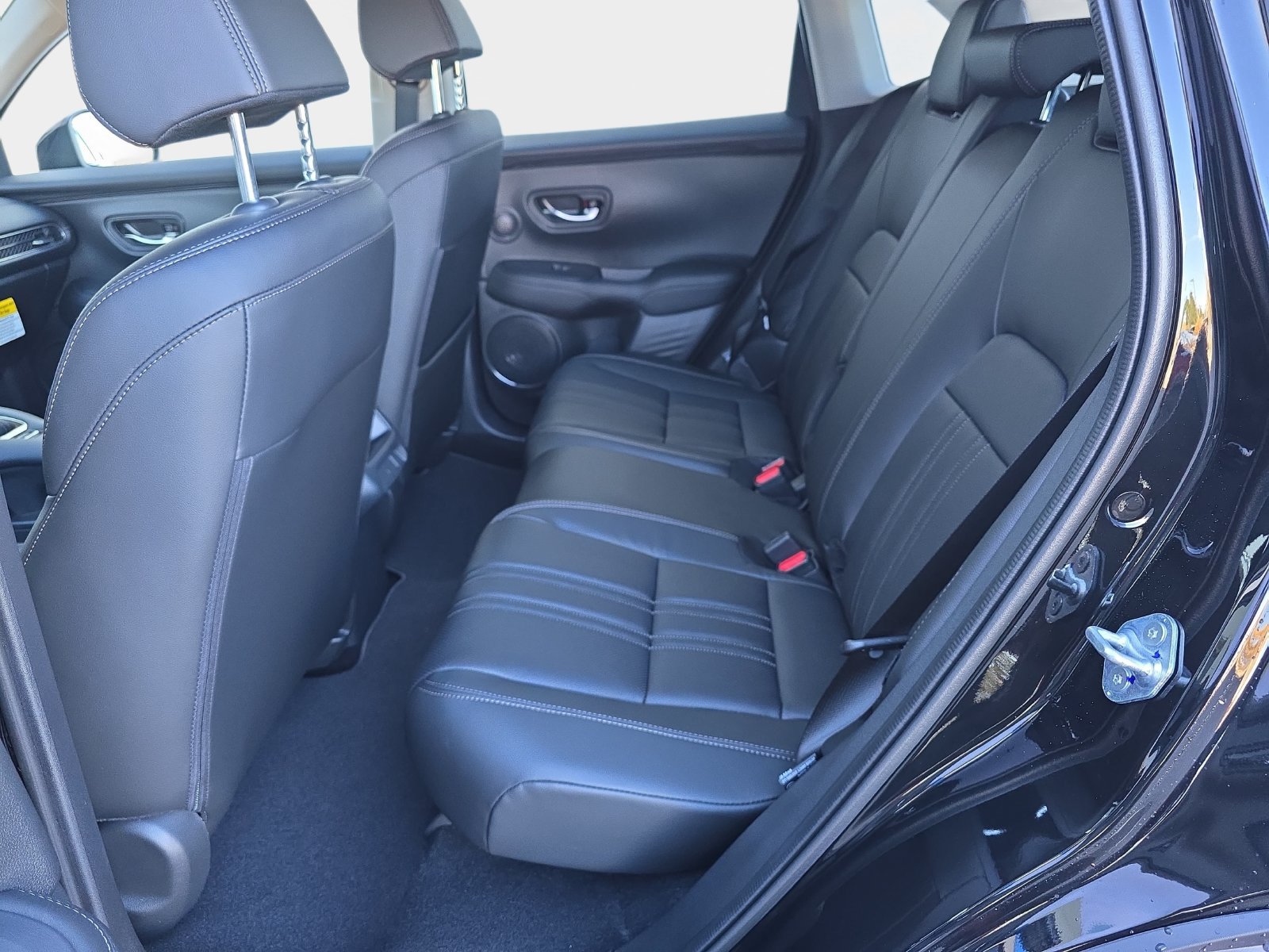 New 2027 Honda HR-V EX-L image 13