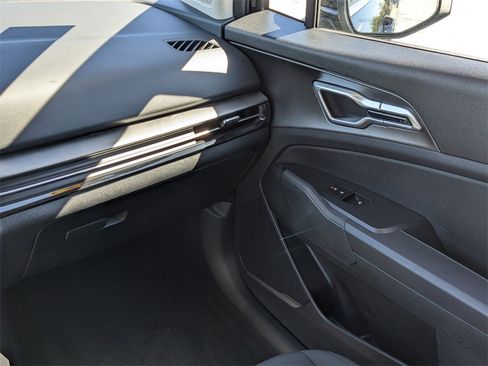 Certified 2026 Kia Sportage LX w/ LX Convenience Package image 17