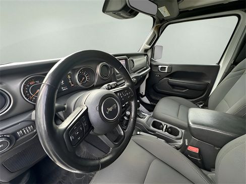 Used 2021 Jeep Wrangler Unlimited Sport image 16