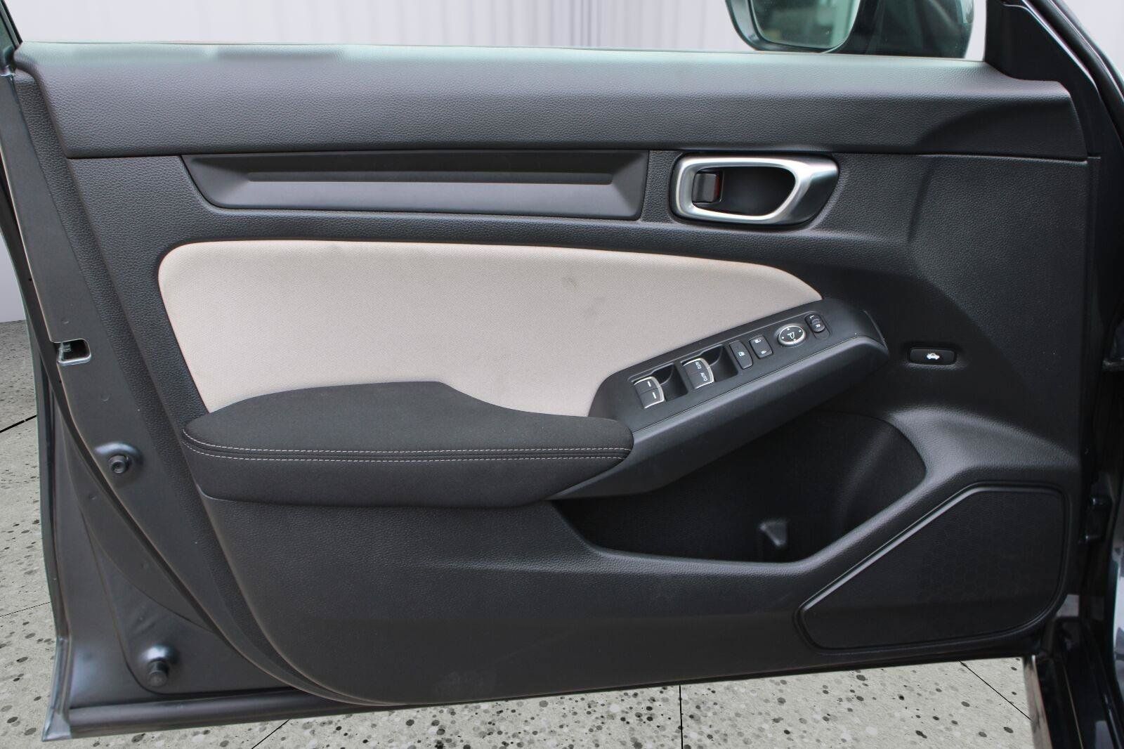Used 2024 Honda Civic LX image 43