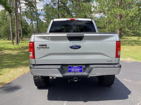Used 2016 Ford F150 XLT AWD/4WD image 4