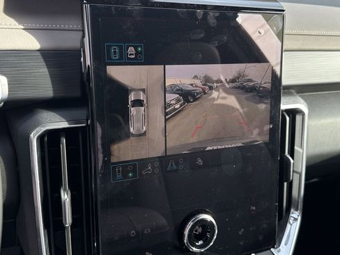 New 2026 GMC Acadia Elevation image 19