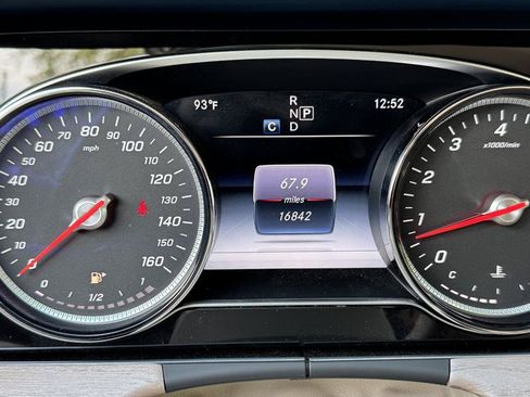 Used 2018 Mercedes-Benz E 400 Cabriolet w/ Premium 2 Package (Q02) image 23