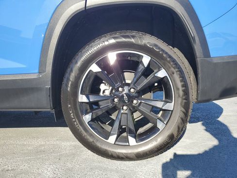 Used 2025 Chevrolet Equinox RS image 5