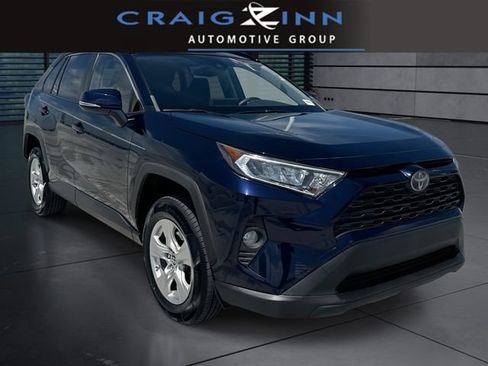 Used 2019 Toyota RAV4 XLE FWD image 1