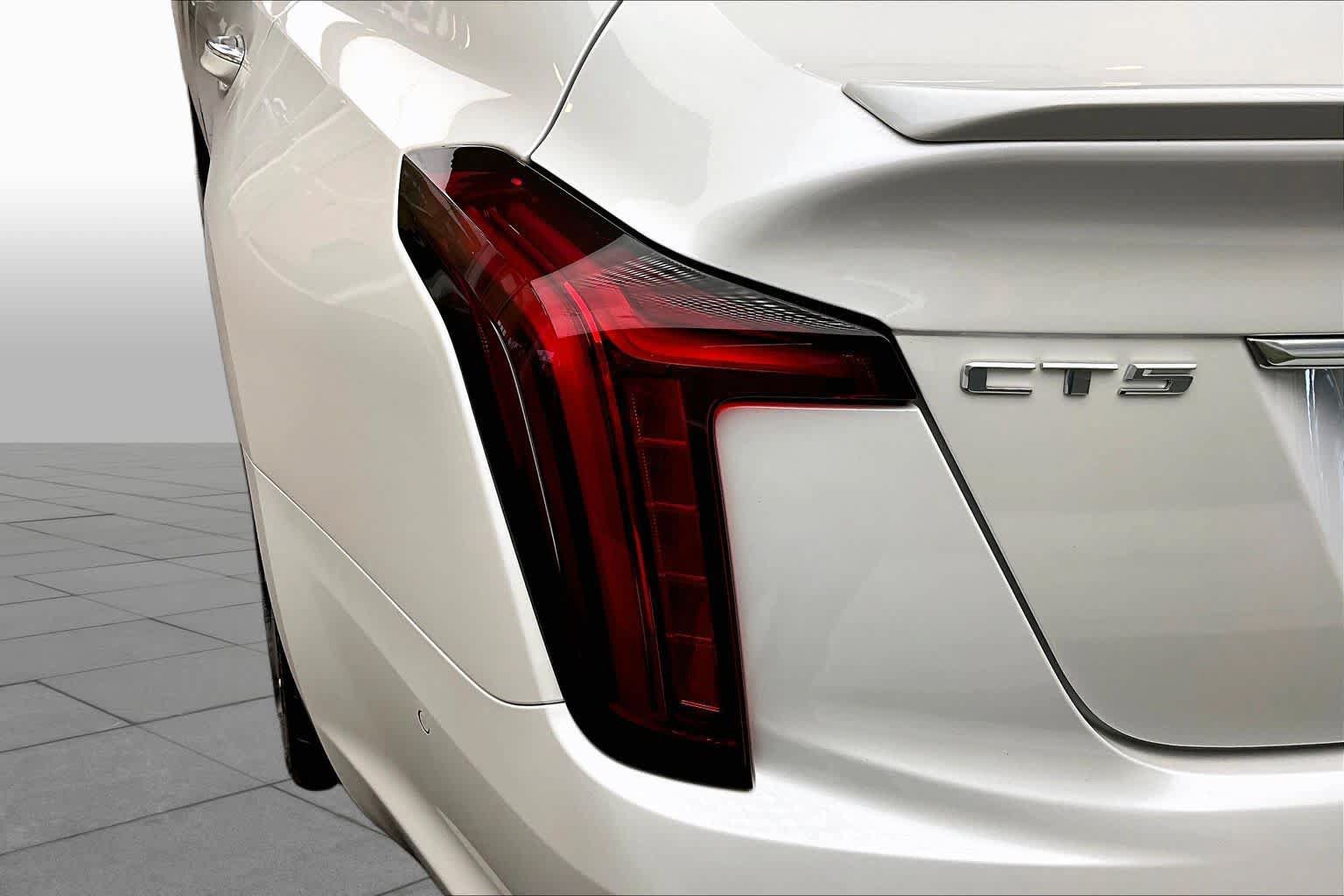 Used 2025 Cadillac CT5 Premium Luxury RWD image 27