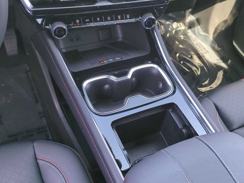 New 2026 Chevrolet Traverse RS AWD/4WD image 18