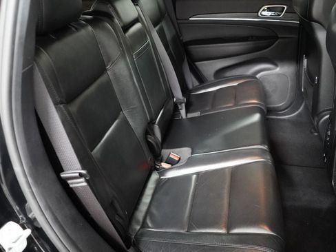 Used 2019 Jeep Grand Cherokee Limited AWD/4WD image 31