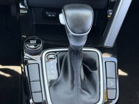 Used 2023 Kia Seltos S w/ Navigation Package FWD image 26