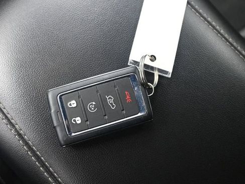 Used 2024 Jeep Grand Cherokee Altitude AWD/4WD image 16