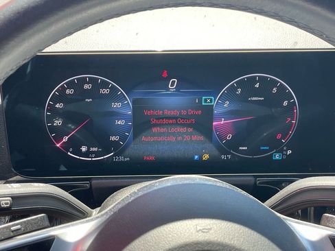 Used 2025 Mercedes-Benz GLA 250 4MATIC image 8