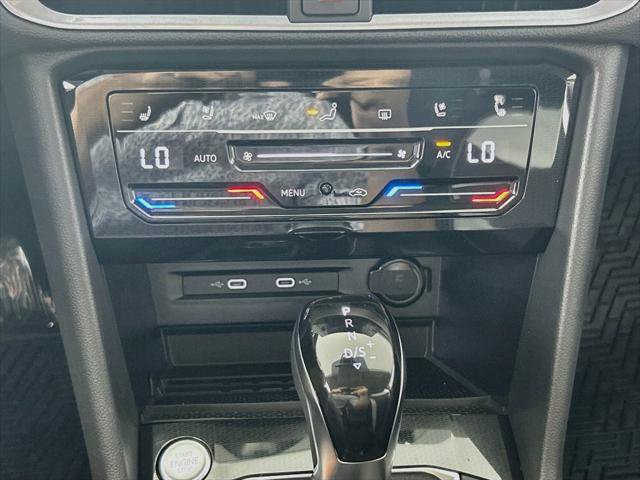 New 2026 Volkswagen Taos SEL AWD/4WD image 16