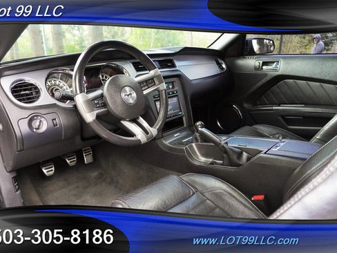 Used 2013 Ford Mustang GT Premium w/ Brembo Brake Pkg RWD image 16