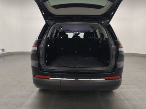 Used 2021 Jeep Grand Cherokee L Limited image 29