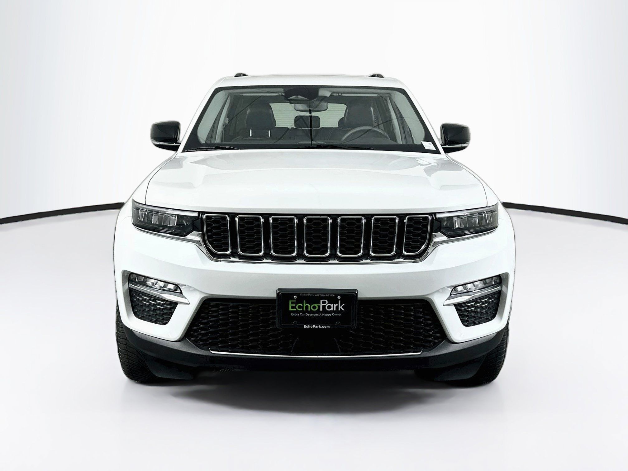 Used 2023 Jeep Grand Cherokee 4WD 4xe image 2