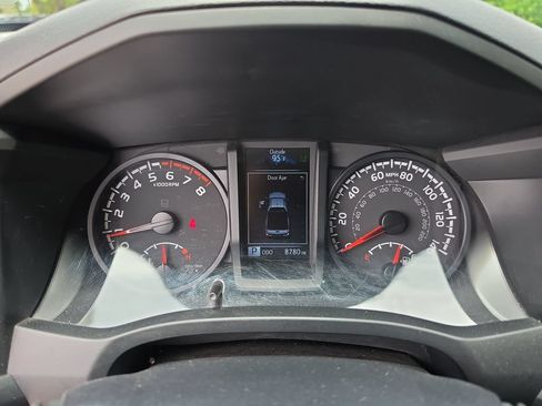 Used 2023 Toyota Tacoma SR RWD image 13