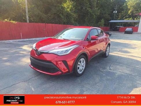 Used 2020 Toyota C-HR LE FWD image 1