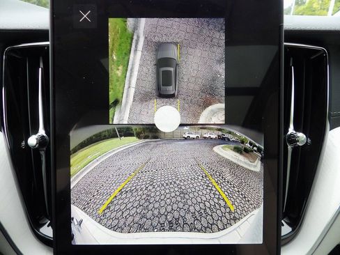 New 2026 Volvo XC60 B5 Ultra w/ Protection Package Premier image 20