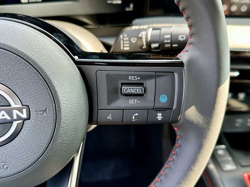 New 2026 Nissan Kicks SR w/ Cold Weather Package AWD/4WD image 15