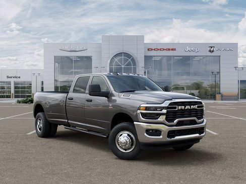 New 2026 RAM 3500 Tradesman AWD/4WD image 5
