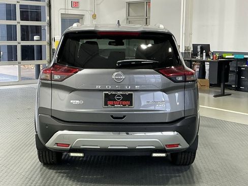 Used 2023 Nissan Rogue Platinum w/ Platinum Premium Package image 40