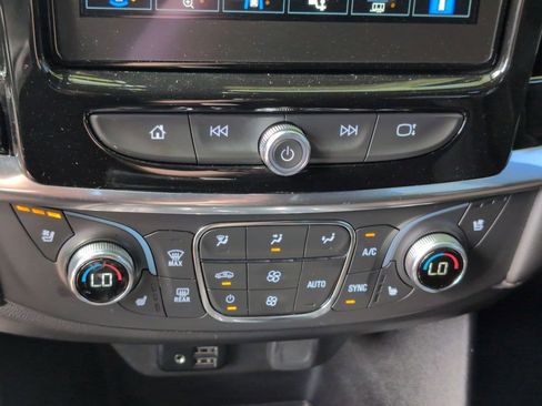 Used 2023 Chevrolet Traverse High Country AWD/4WD image 19