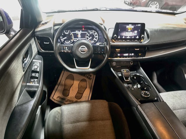 Used 2021 Nissan Rogue SV AWD/4WD image 17