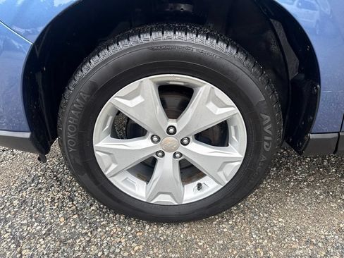 Used 2016 Subaru Forester 2.5i w/ Alloy Wheel Package AWD/4WD image 11