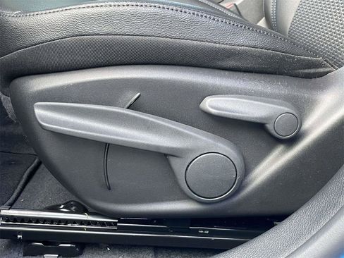 New 2026 Jeep Compass Latitude image 24