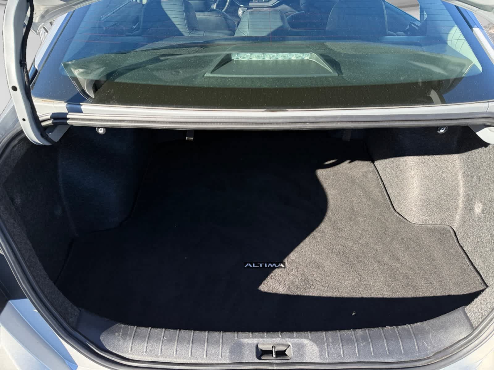 Used 2024 Nissan Altima 2.5 SR FWD image 23