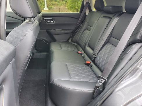 New 2026 Nissan Rogue Platinum w/ Platinum Premium Package AWD/4WD image 11