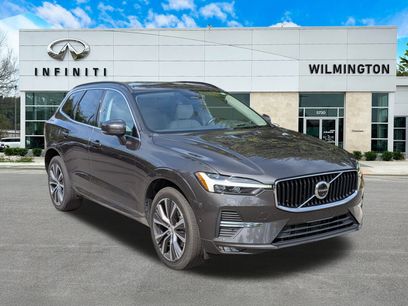 Used 2022 Volvo XC60 B5 Momentum w/ Advanced Package