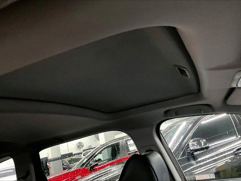 Used 2018 Honda CR-V EX image 14