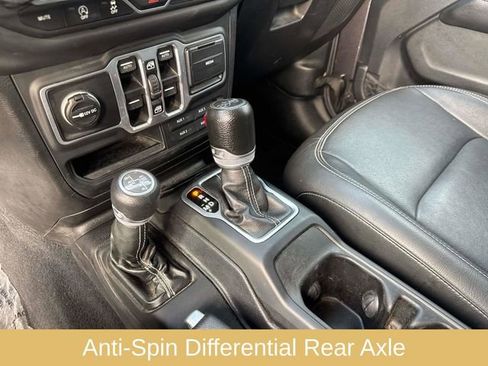 Used 2018 Jeep Wrangler Unlimited Sahara w/ Dual Top Group image 32