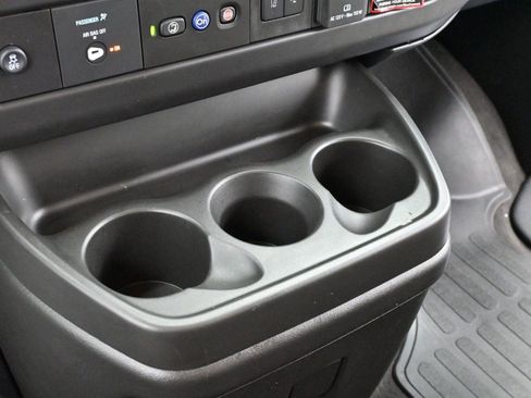 Used 2025 Chevrolet Express 3500 LT w/ LT Preferred Equipment Group image 17