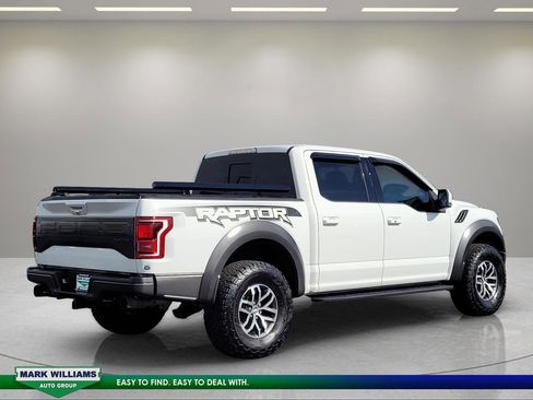 Used 2018 Ford F150 Raptor w/ Equipment Group 802A Luxury image 4