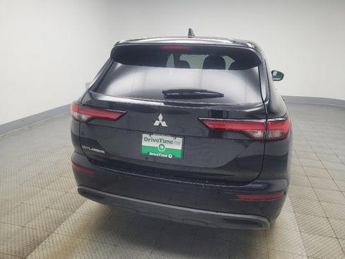 Used 2023 Mitsubishi Outlander ES image 7