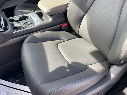 New 2026 Kia Carnival FWD image 22