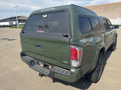 Used 2021 Toyota Tacoma TRD Sport w/ TRD Premium Sport Package image 8