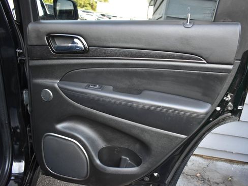 Used 2021 Jeep Grand Cherokee High Altitude AWD/4WD image 38